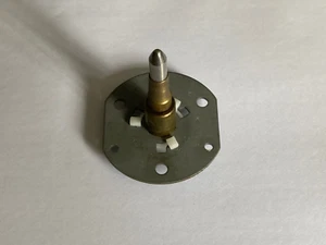 ARISTON Q Deck Turntable Platter Spindle - Used Genuine Parts - Picture 1 of 2