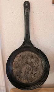 Antike Vintage #54 alte Blech Metall Cowboy Pfanne Kaltgriff Cowboy Lager Pfanne *gebrannt - Bild 1 von 13