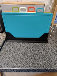 COLOURED 4PCS CHOPPING BOARD SET NON-SLIP INDEX CUTTING BOARDS WITH STAND 30X20 - Picture 1 of 4