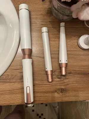 T3 Whirl Trio Styling Wand With 3 Interchangeable Barrels - Image 1 of 4