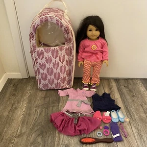2014 American Girl Truly Me 18" Doll Black Hair Eyes & All Outfits Shown - Picture 1 of 12