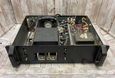 Peavey CS-400 Stereo Commercial Series Power Amplifier  AS- IS FOR PARTS ONLY - Image 1 of 4