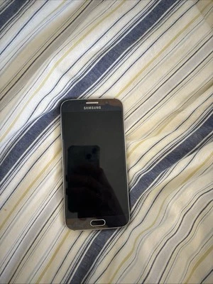 Samsung Galaxy S6  - Image 1 of 4