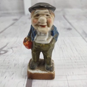 Besetztes Japan kleiner Keramik alter Mann mit Kappe Figur 2,75" groß - Bild 1 von 6