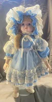 Seymour Mann Connoisseur Collection Style 364 MC Susan - Image 1 of 4