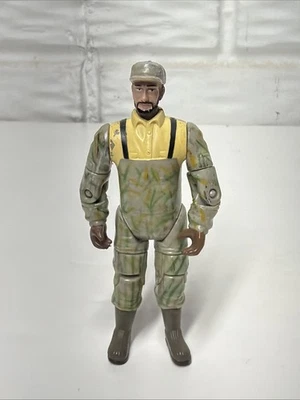 Outdoor Sportsman Duck Hunter/Fisherman Camo 3 3/4" Action Figure ERTL 2001 - Image 1 of 4