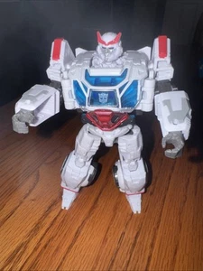 Hasbro Transformers Studio Series 82 Autobot Ratchet - Picture 1 of 3