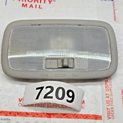 2010-2013 Kia Soul Rear Roof Overhead Dome Map Reading Light Lamp 92850-2H000 - Image 1 of 3