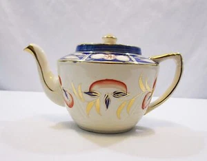 Vintage Arthur Wood & Sons Teapot Hand Painted Gaudy Welsh 32 ounce Tea Pot - Picture 1 of 10