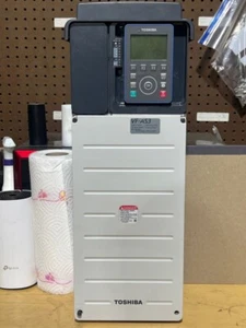 Toshiba transistor inverter VFAS3-4185PC - Picture 1 of 4