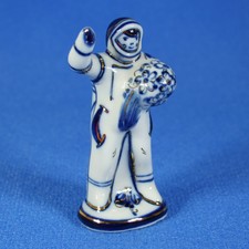 GOLD, Soviet cosmonaut, Gzhel Porcelain, Space, Rocket USSR, Handmade