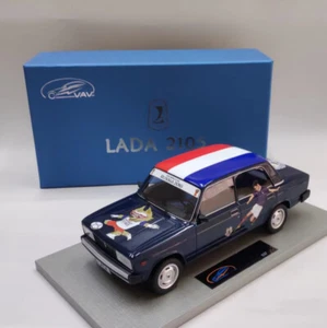 1/18 VAZ 2105 LADA CAMPEONATO MUNDIAL DE FÚTBOL 2018 Bandera de Francia - Imagen 1 de 5