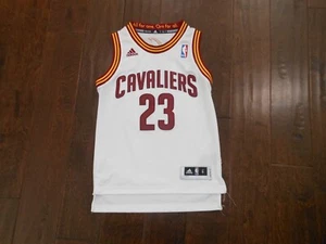 Camiseta Adidas Auténtica Cleveland Cavaliers LeBron James #23 Talla Juvenil S Blanca - Imagen 1 de 6