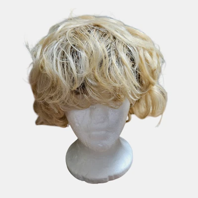 Peluca de Lujo Ashley's Chic Boutique Ondulada Rizada Pelo Corto Rubio Poli Fibra con Caja Foto 1 de 4