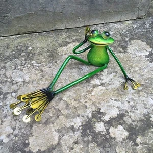 Green Frog Garden Ornament Metal Sculpture Lawn Decoration Comical Figurine - Picture 1 of 1
