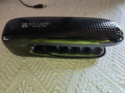 红色 CARPET MANICURE 便携式 LED 灯 适用于凝胶钉 批量 — 第 1/4 张图片