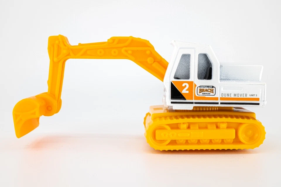 2022 Matchbox "MBX Construction III" Atlas Excavator WHITE | CENTRAL CITY | MINT - Image 1 of 1