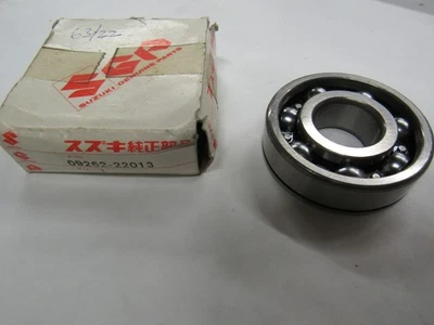Rodamiento de bolas Suzuki DR370 SP370 GN400 09262-22013 Foto 1 de 2