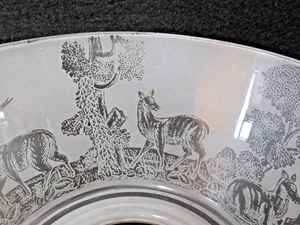 ANTIKER GEÄTZTER BENZINER ODER GASLAMPE GLASSCHIRM MIT HIRSCH 4" MONTEUR - Bild 1 von 12