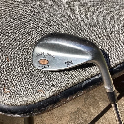 BOBBY JONES JESSE ORTIZ PELZ 52-S G/W GAP WEDGE STEEL SHAFT  36” - Image 1 of 4