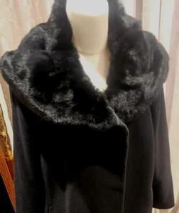 Cappotto lungo lana/cashmere di Cinzia ROCCA. Taglia 14 con collare del coniglio. - Foto 1 di 8