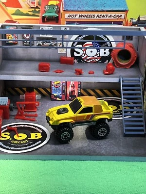 Hot Wheels 1984 Gulch Stepper Yellow 1:64 Diecast EX/NM Condition - Image 1 of 4