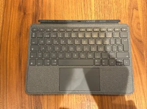 Combo Touch Teclado 820-009389 - Teclado Inalámbrico - Bild 1 von 3