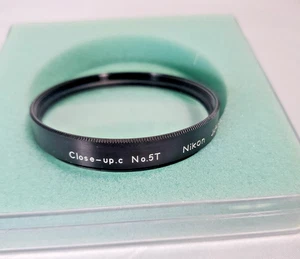 Nikon 5T 62mm Close-Up Attachment Lens / Filter W/ Case - Picture 1 of 15