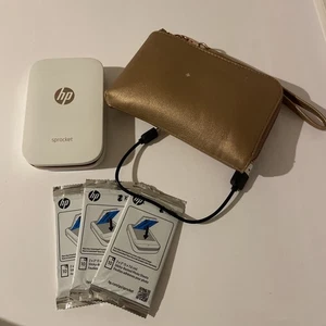 HP Sprocket White Portable Photo Printer Bluetooth & Carry Storage Case (Mint) - Picture 1 of 8