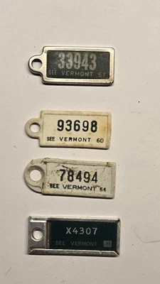 Vintage DAV License Plate Keychain Tags 1957 60 64 71 Vermont Lot Of 4 - Image 1 of 2