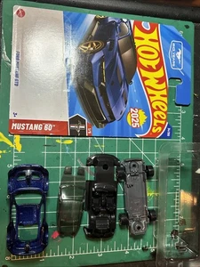 Hágalo usted mismo Hot Wheels chasis listo para intercambiar ruedas y blister ORGINAL listo para volver a sellar  - Imagen 1 de 5