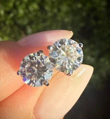 серьги-гвоздики с бриллиантами, серебряные блестящие серьги с бриллиантами 2 карата свадебные украшения подарок - Изображение 1 из 4