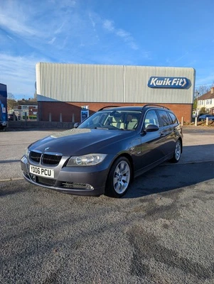 BMW 325i Touring Estate - New Mot - F.S.H - Image 1 of 4