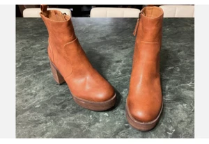 NWOB ZODIAC Cognac Brown Vegan Leather Chunky Hippie Platform Ankle Boots 9 - Picture 1 of 12