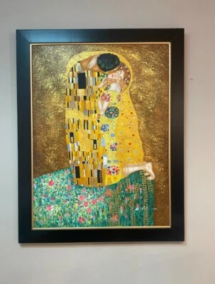 Impresionante pintura al óleo enmarcada 44x56, EL BESO DE GUSTAV KLIMT pintada a mano.  Foto 1 de 2