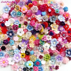 50 piezas x 3D Acrílico Fimo Arte en Uñas "Flores"" Accesorios Mezcla Artesanal Cabujones - Imagen 1 de 4