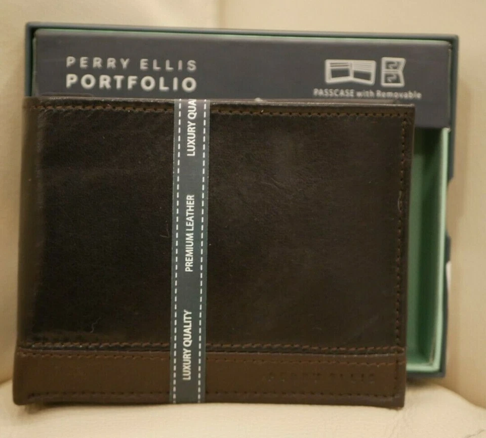 Perry Ellis Portfolio Leather Passcase Wallet W/removable ID