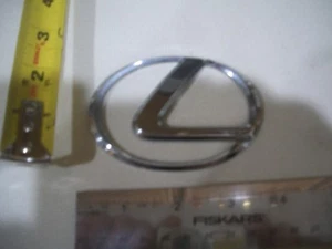 LEXUS L CHROME EMBLEM OVAL OEM ORIGINAL USED BAGDE GENUINE - Picture 1 of 2