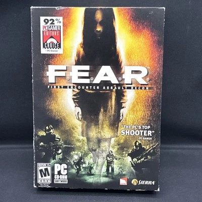 (Discs 1-4) FEAR: First Encounter Assault Recon (PC Game CD-ROM) w/ Box - Image 1 of 2