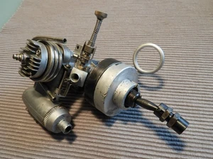 ENYA 19 Modell 4004 - Marine Made in Japan - alter 2 T Motor für Modellbau - Bild 1 von 11