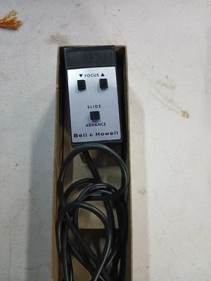 Vintage Bell and Howell Focus and slide wired remote control FREE SHIPPING! - Image 1 of 4