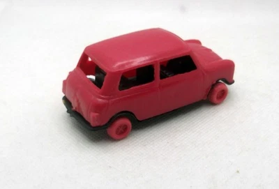 scala 1:36 INNOCENTI MINI  - plastica vintage tipo POLITOYS - Immagine 1 di 4