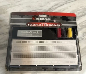 276-001 - BREADBOARD 2 STRIP 2.5X6.75IN 840 HOLES AND BINDING POST - Picture 1 of 4