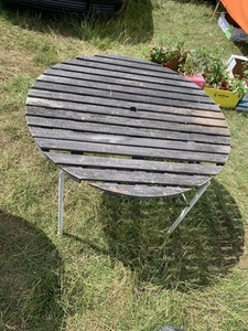 1960s TEAK AND METAL GARDEN TABLE 3ft dia - Picture 1 of 4