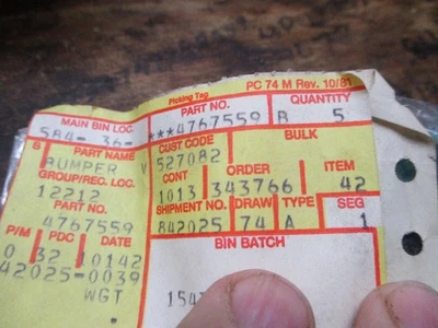 Nuevo de Lote Antiguo GM 1964-1981 Camaro Nova Chevelle Cutlass 442 GTO PARACHOQUES TAPA MALETERO # 4767559 Foto 1 de 4