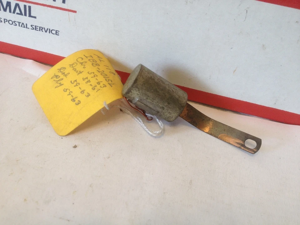 Dodge, Chrysler, Plymouth, Dart,  condenser.    IBB 2015 L.   Item:  5198 - Image 1 of 1