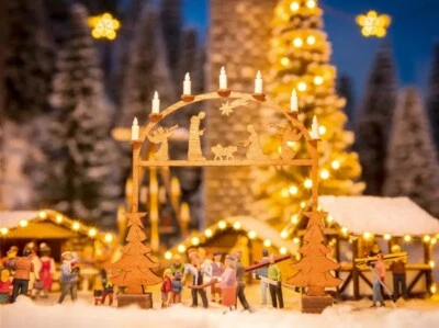 Noch Christmas Market Entry Arch 14391 HO Scale - Image 1 of 3