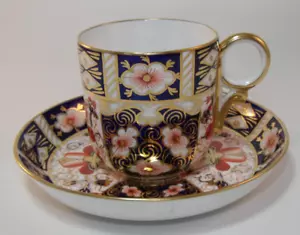 Royal Crown Derby 2451 traditionelle Imari Kaffeetasse & Untertasse c1934 & 1937 sehr guter Zustand - Bild 1 von 11