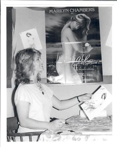 ORIGINALFOTO VON MARILYN CHAMBERS - PORNODARSTELLERIN - 8"X 10" S/W - Bild 1 von 2
