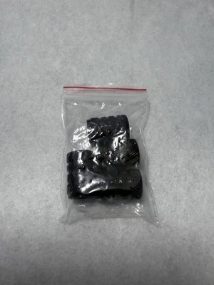 4x Tampas de haste de válvula de pneu Toyota compatíveis para carro caminhão encaixe universal preto - Imagem 1 de 3